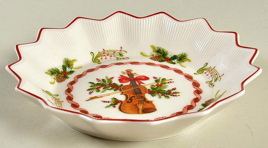 Toy's Fantasy Fruit/Dessert (Sauce) Bowl by Villeroy & Boch-1