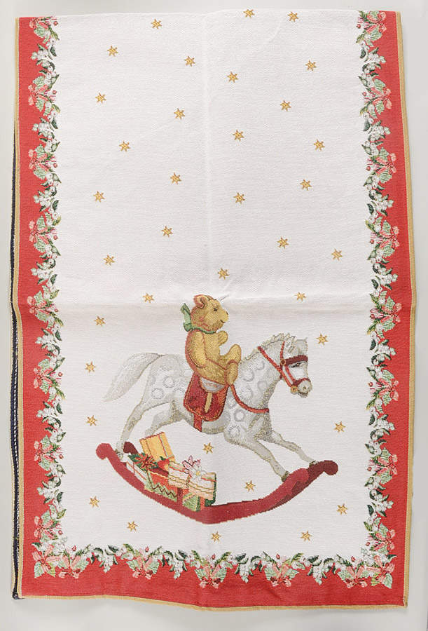 Toy's Fantasy 25" x 56" Table Runner by Villeroy & Boch-1