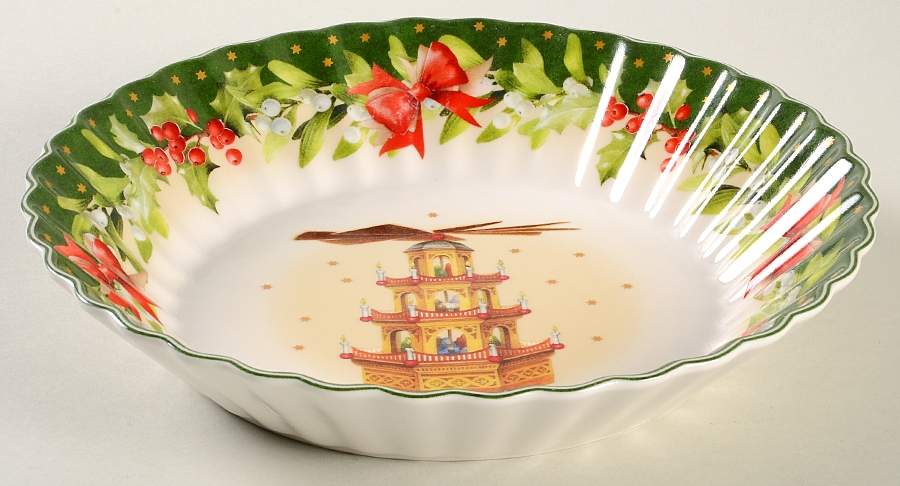 Toy's Fantasy 10" Large Salad Serving Bowl by Villeroy & Boch-1