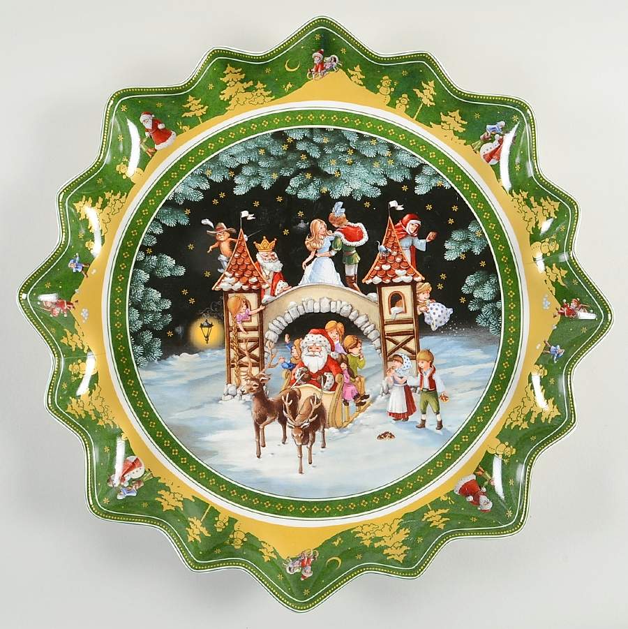 Toy's Fantasy 15" Deep Round Platter by Villeroy & Boch-1