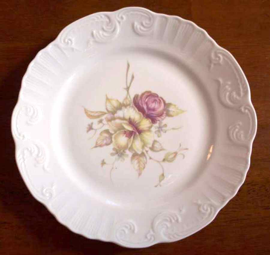 VIA81 Salad Plate by Vista Alegre-1
