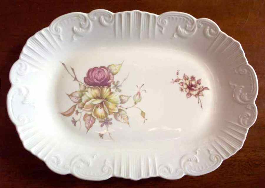 VIA81 13" Oval Serving Platter by Vista Alegre-1