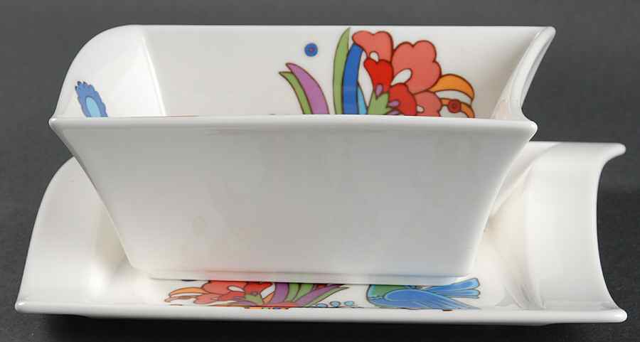 New Wave Acapulco Gravy Boat & Underplate/Relish by Villeroy & Boch-1