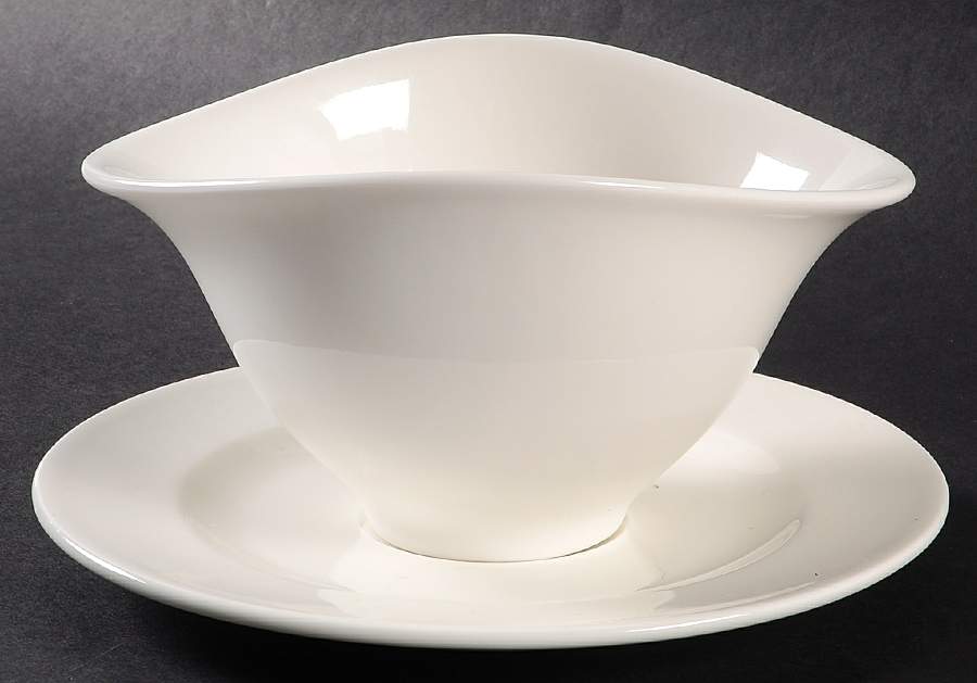 VIL186 Gravy Boat & Underplate by Villeroy & Boch-1