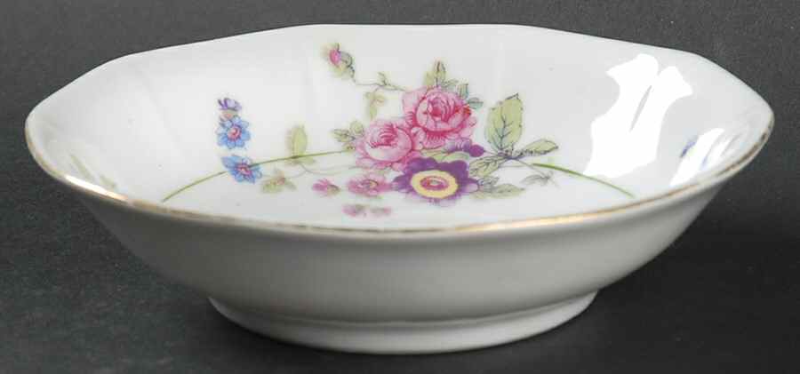 VIT315 Fruit/Dessert (Sauce) Bowl by Victoria (Czech)-1