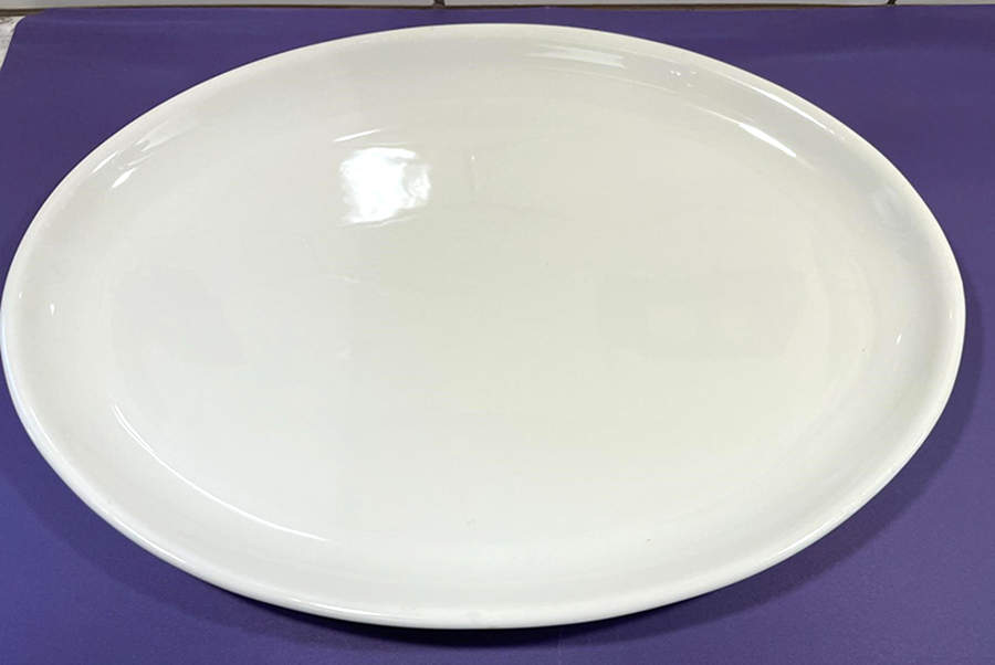 Boutique White 12" Oval Serving Platter by Villeroy & Boch-1