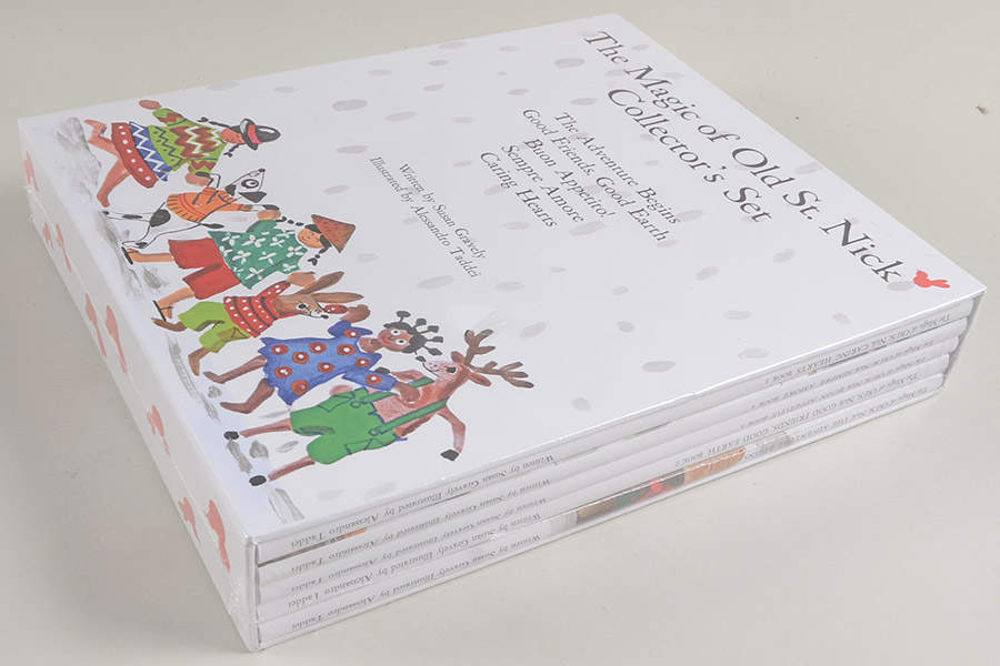 Old St Nick Books with Sleeve - Set of 5 by Vietri (Italy)-1