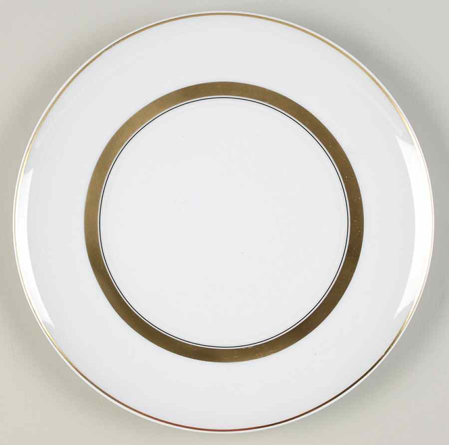 Domo Gold Salad Plate by Vista Alegre-1