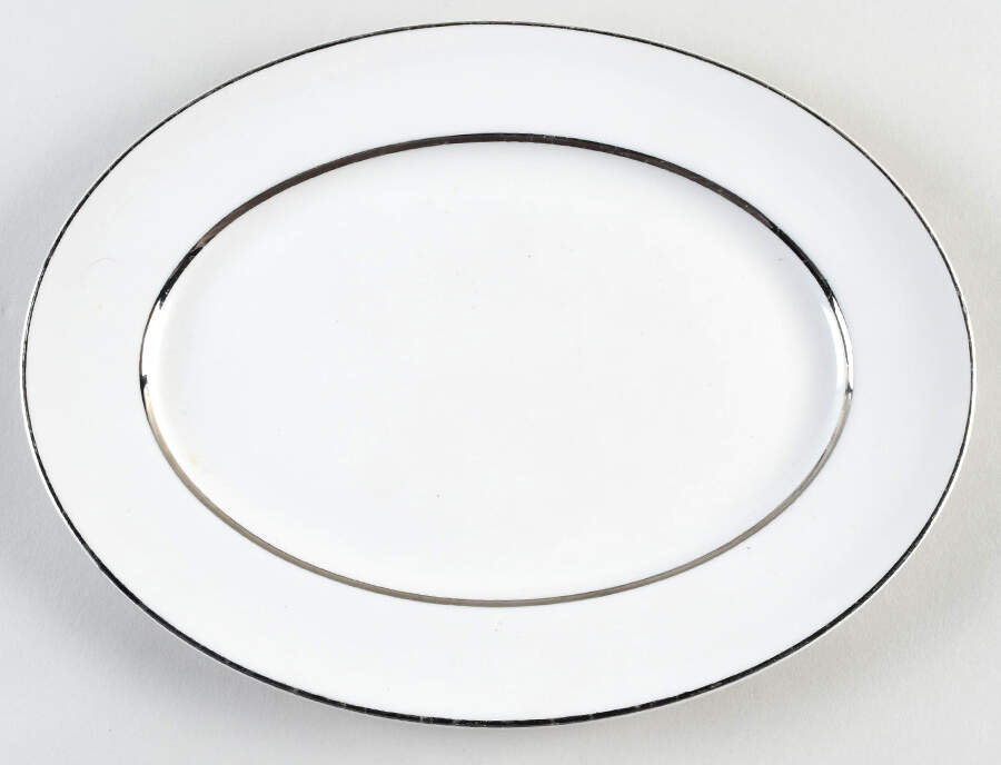 VOG124 11" Oval Serving Platter by Vogue-1