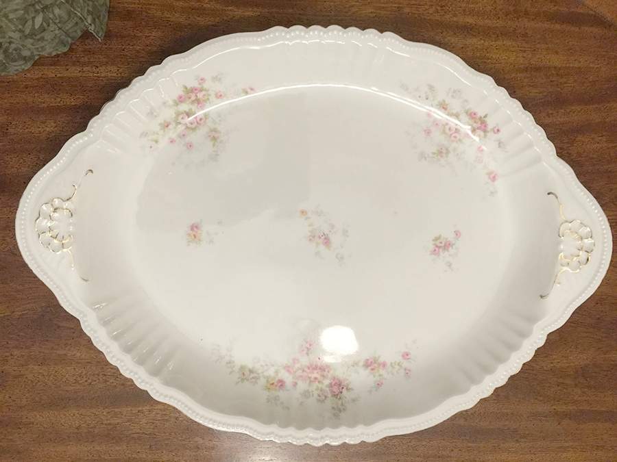 384 14" Oval Serving Platter by Victoria (Austria)-1