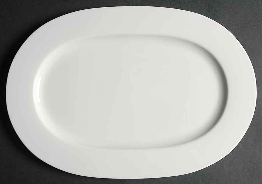 Wonderful World White 13" Oval Serving Platter by Villeroy & Boch-1