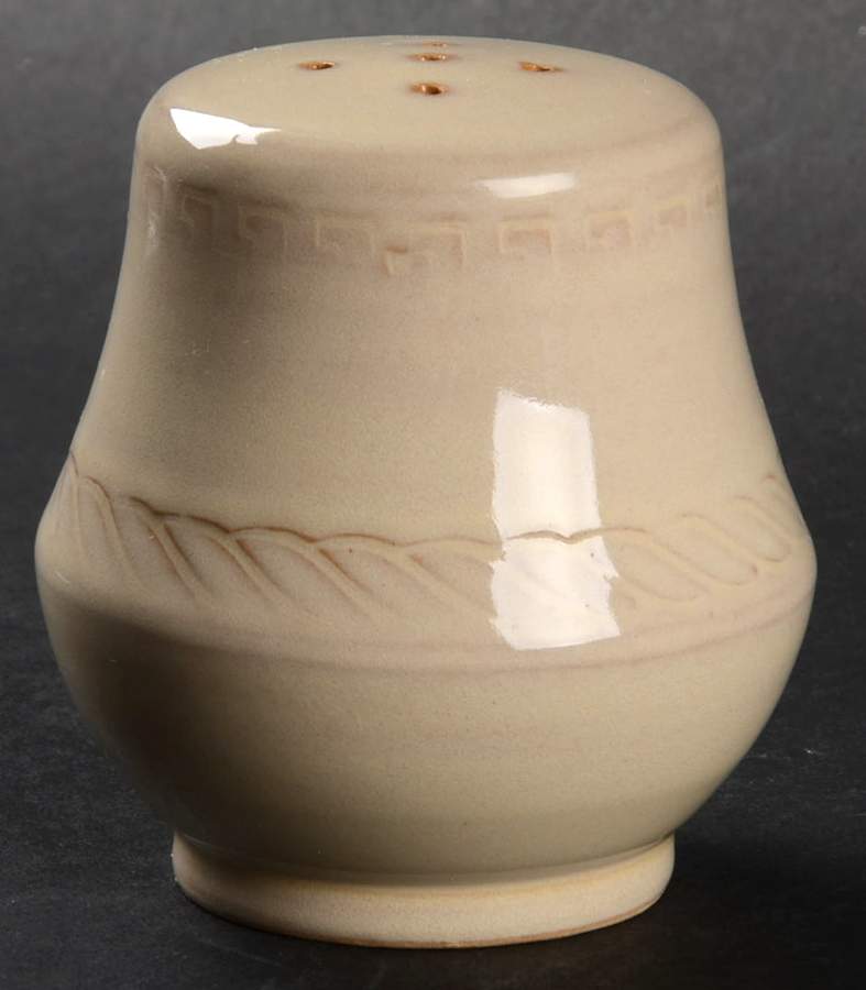 Bellezza Buttercream Pepper Shaker by Vietri (Italy)-1