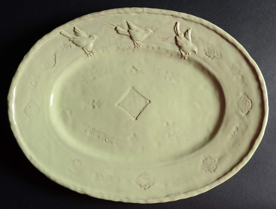 Bellezza Celadon 17" Oval Serving Platter by Vietri (Italy)-1
