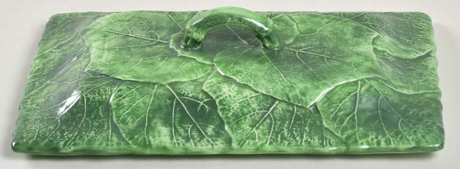 Foglia Fresca Lid for Bread Box by Vietri (Italy)-1