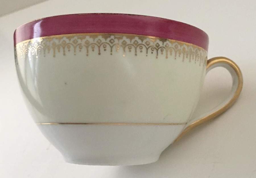 VIT330 Flat Cup by Victoria (Czech)-1