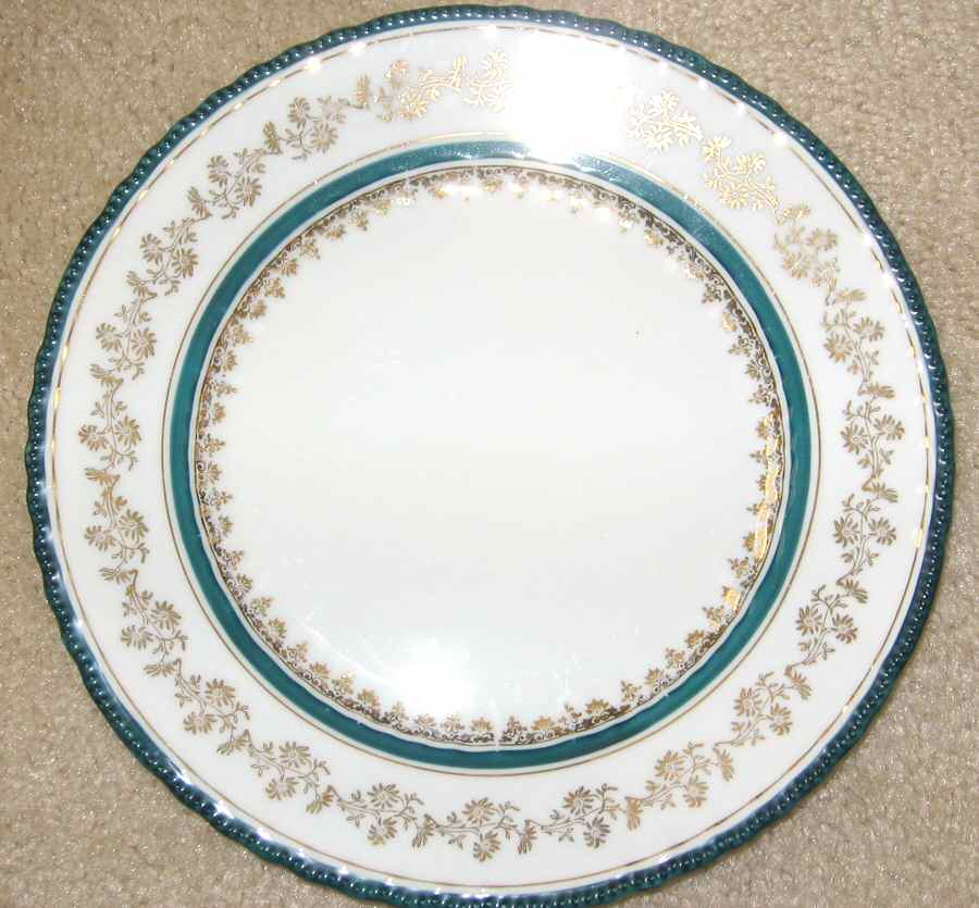VTO170 Dinner Plate by Victoria (Austria)-1