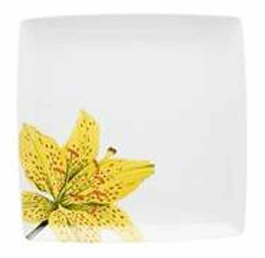 Lily Dinner Plate by Vista Alegre-1