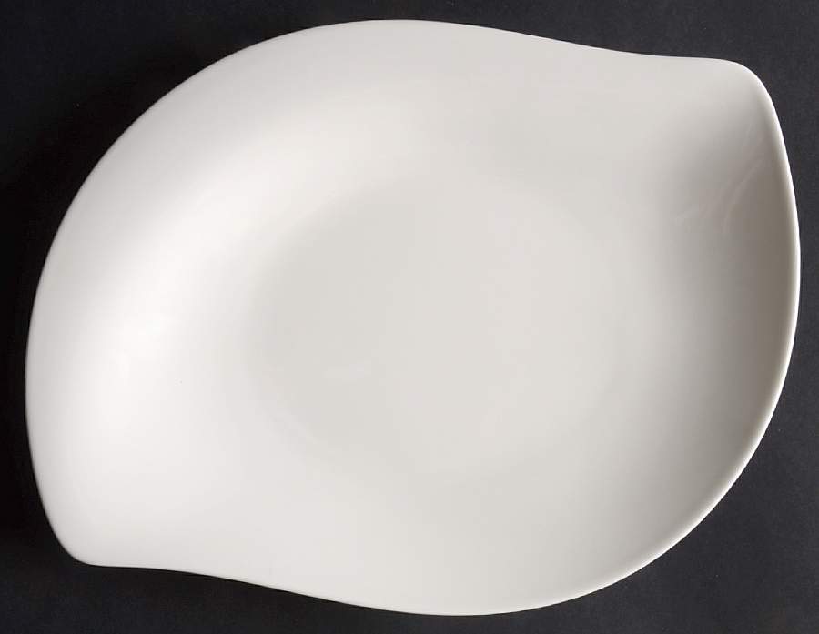 New Cottage Special 13" Shallow Oval Bowl by Villeroy & Boch-1