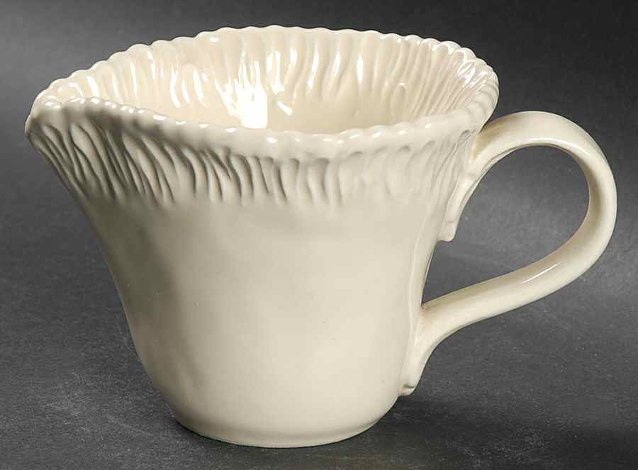 Latteria Vanilla Creamer by Vietri (Italy)-1