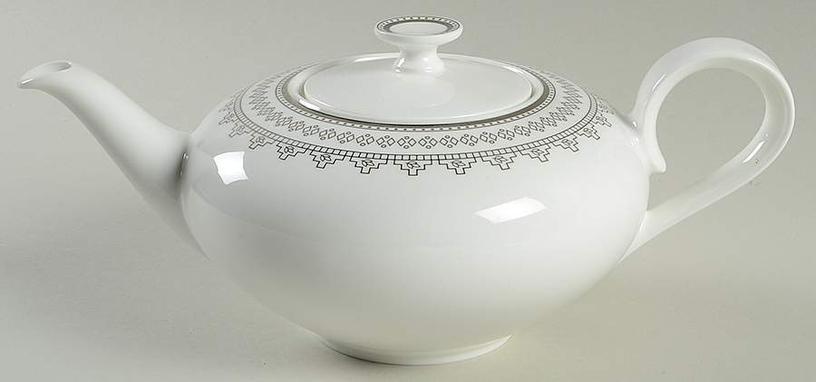 White Lace Teapot & Lid by Villeroy & Boch-1