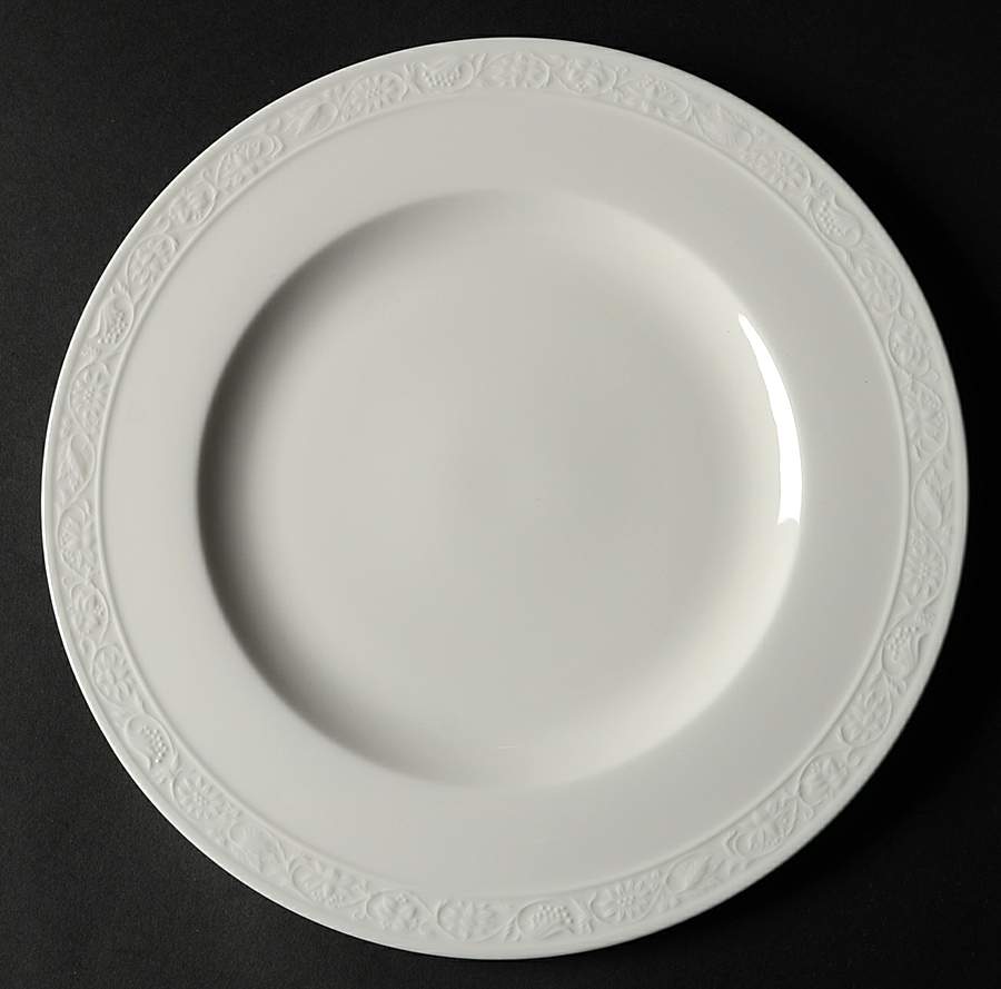 White Pearl Dinner Plate by Villeroy & Boch-1