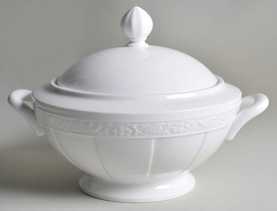 White Pearl Tureen &  Lid by Villeroy & Boch-1