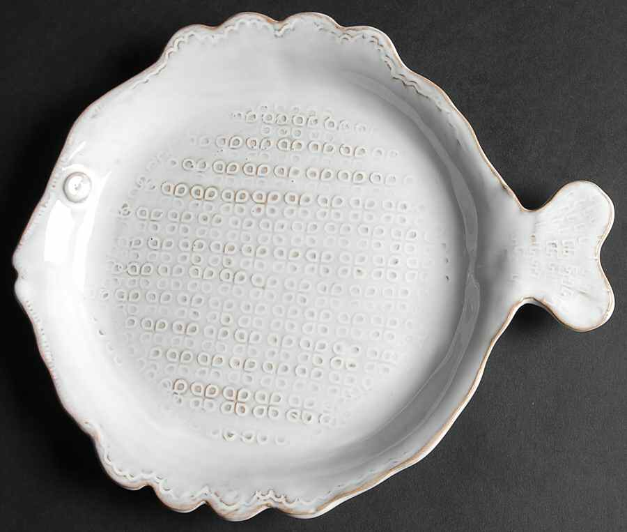 Bellezza Fish White Salad Plate by Vietri (Italy)-1