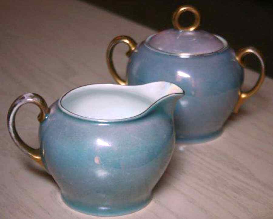 VIT342 Creamer by Victoria (Czech)-1