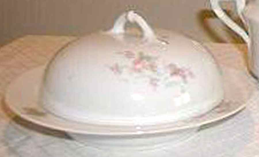 VNN48 Round Covered Butter by Vienna-1