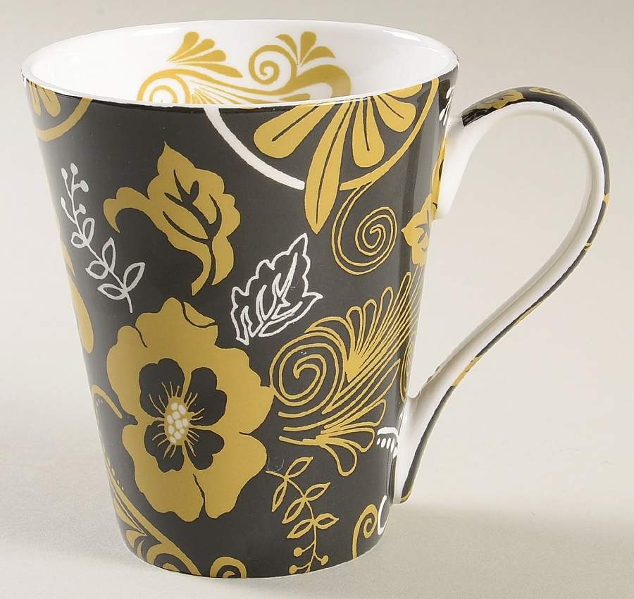Gold Anthemion Mug by Victoria and Albert Museum-1