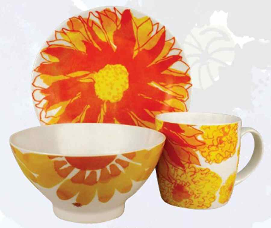 Sunflora Luncheon Plate by Vera Neumann-1
