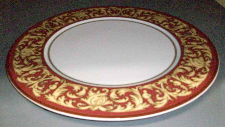VIL213 Dinner Plate by Villeroy & Boch-1