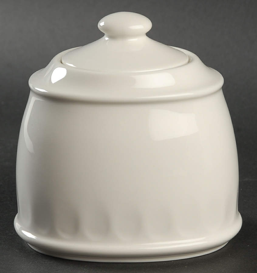Farmhouse Touch (All White) Sugar Bowl & Lid by Villeroy & Boch-1