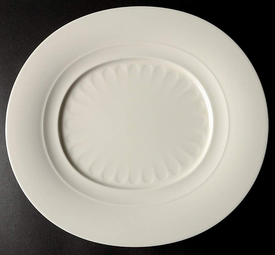 Farmhouse Touch (All White) 12" Gourmet Plate by Villeroy & Boch-1