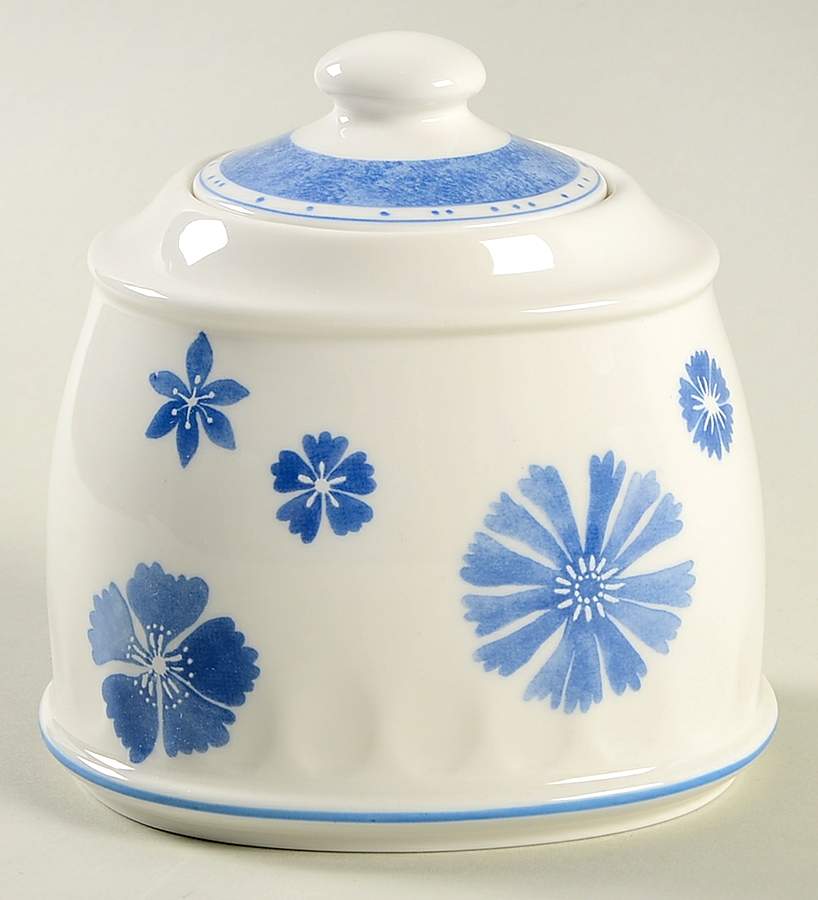 Farmhouse Touch (Decorated) Sugar Bowl & Lid by Villeroy & Boch-1