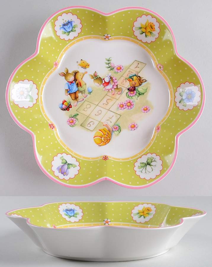 Spring Decoration 10" Scalloped Bowl by Villeroy & Boch-1