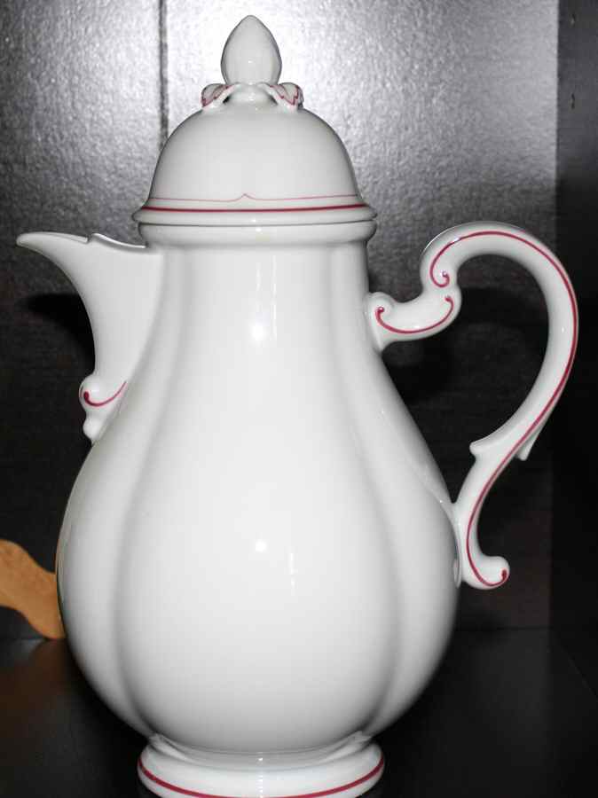 Castello Rosso Coffee Pot & Lid by Villeroy & Boch-1