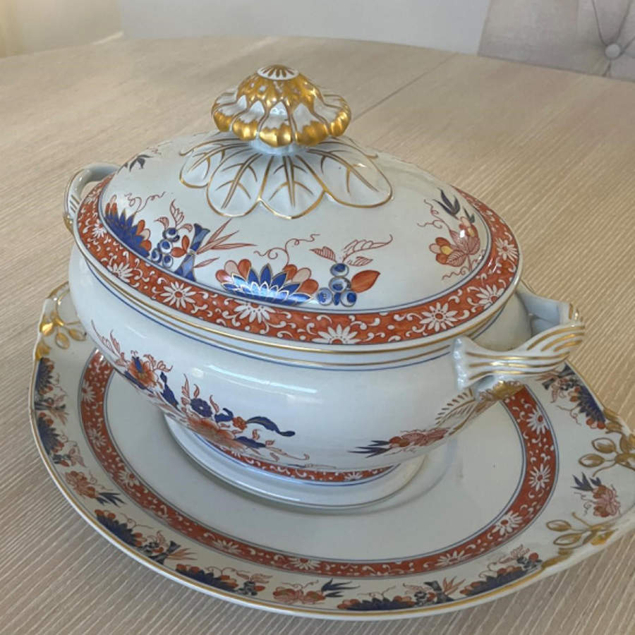 VIA105 Tureen & Lid w/Underplate by Vista Alegre-1