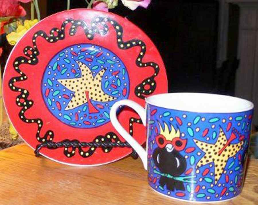 VAN12 Flat Cup & Saucer Set by Vandor-1