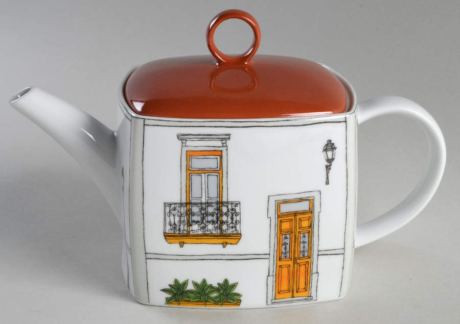 Alma de Lisboa Teapot & Lid by Vista Alegre-1
