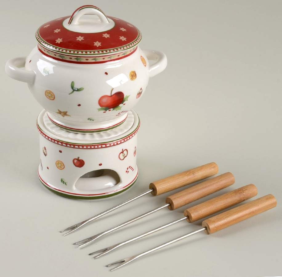 Winter Bakery Delight (8 Pc) Fondue (Fondue w/lid, Warmer, & 4 forks) by Villeroy & Boch-1