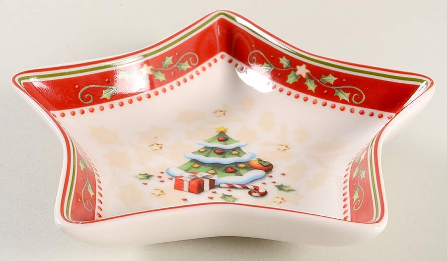 Winter Bakery Delight 5" Star Shaped Bowl by Villeroy & Boch-1