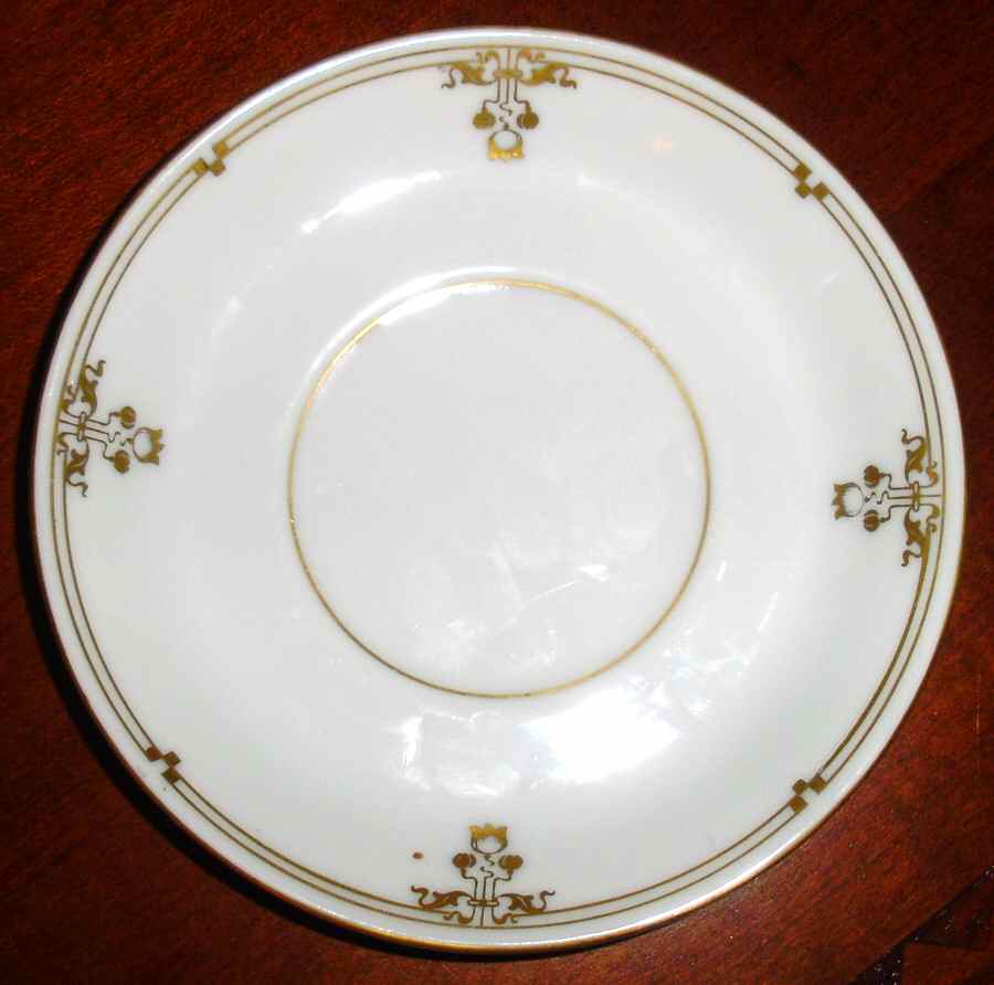 VTO194 Saucer by Victoria (Austria)-1