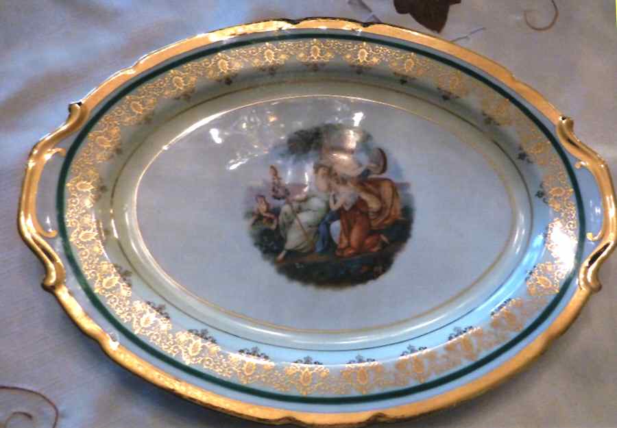 VIT358 12" Oval Serving Platter by Victoria (Czech)-1