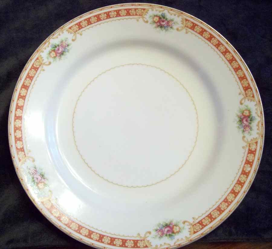 VIO3 Dinner Plate by Violet-1