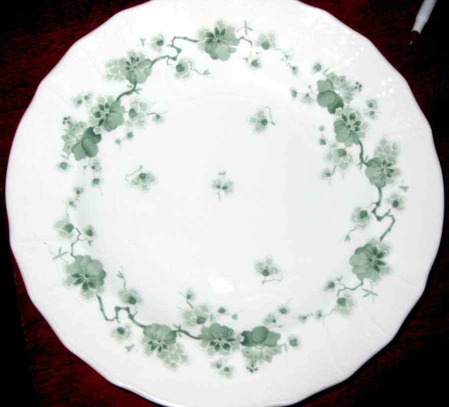Girlande Dinner Plate by Villeroy & Boch-1