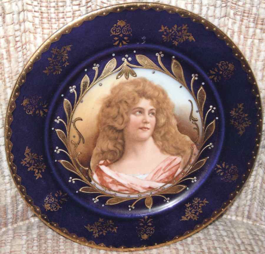 VTO205 Salad Plate by Victoria (Austria)-1