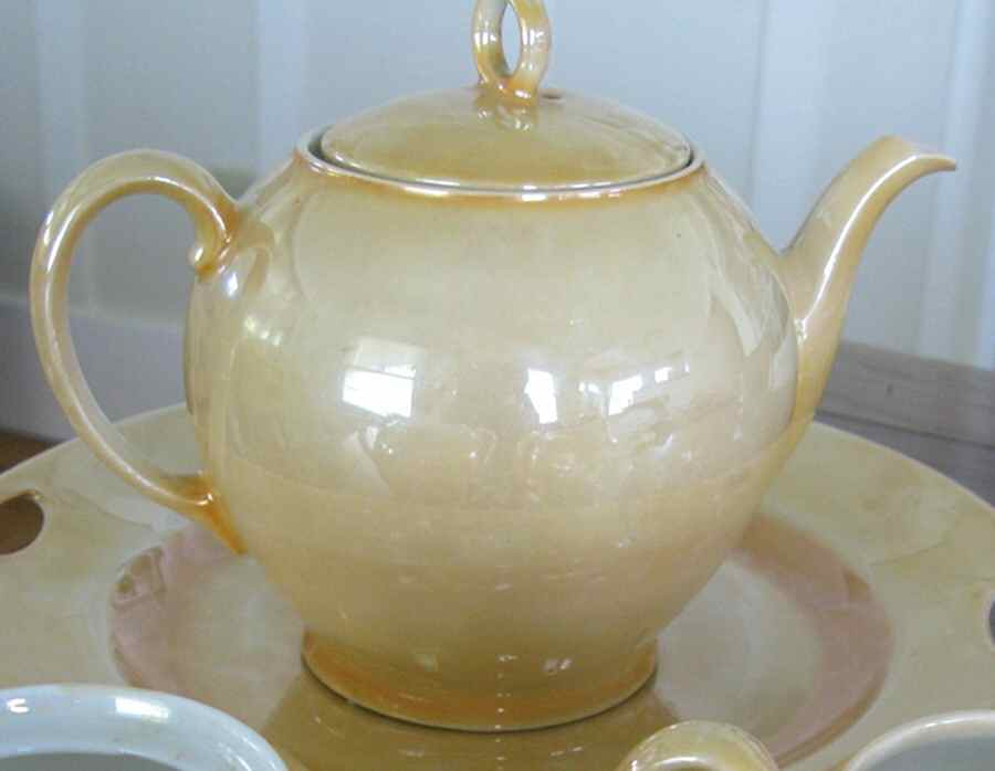 53 Teapot & Lid by Victoria (Czech)-1