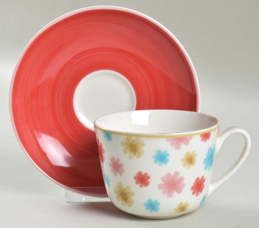 Lina Flat Cup & Saucer Set by Villeroy & Boch-1
