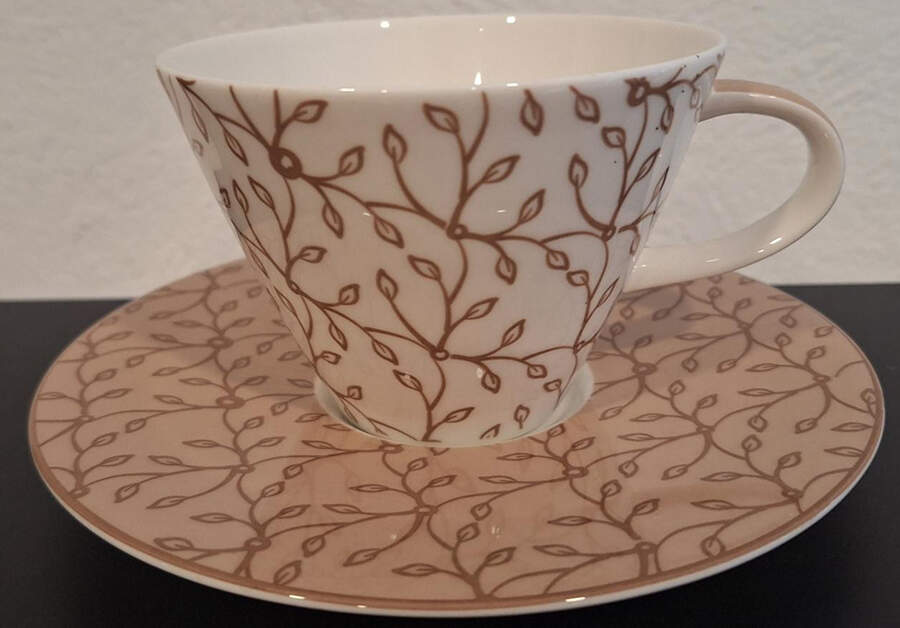 Caffe Club Floral Mocha Flat Cup & Saucer Set by Villeroy & Boch-1